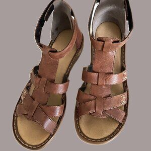 Reiker Ankle Strap sandals